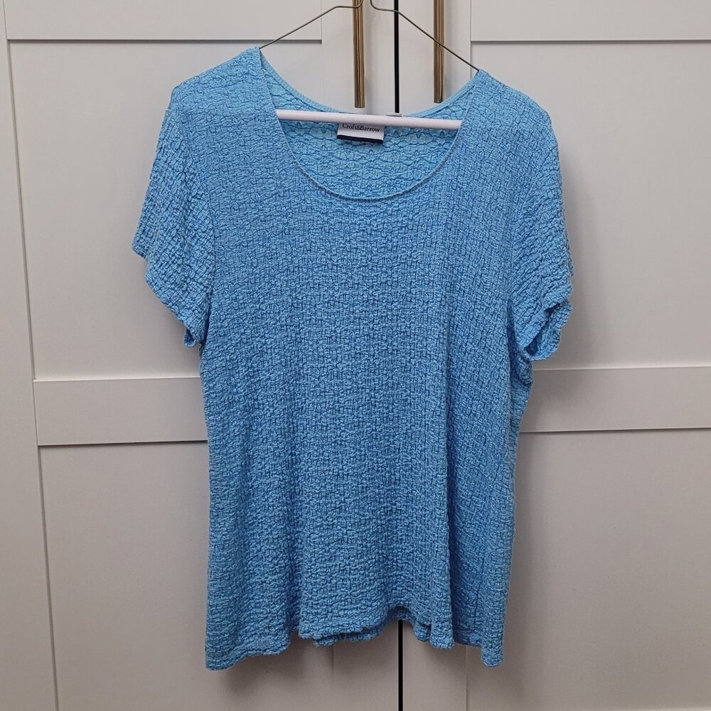 Croft & Barrow Large blue summer spring stretchy soft top short sleeve